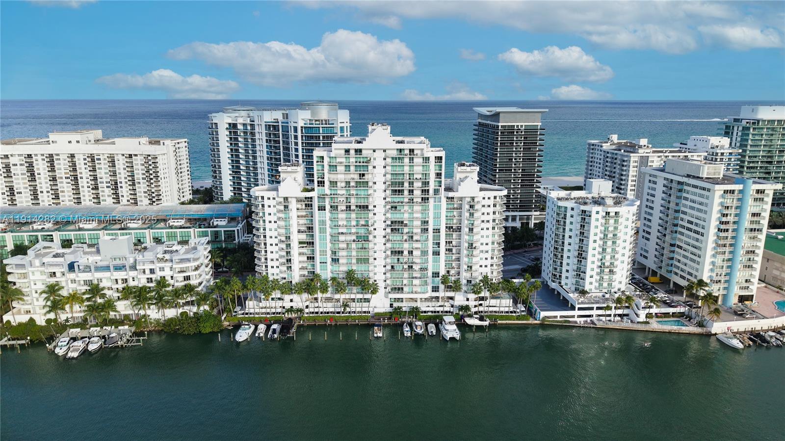 A Vendre_A louer. Annonces immobilieres Miami - Property Residential - A11914282 - A Louer : 5900 Collins Ave #508, Miami Beach FL 33140