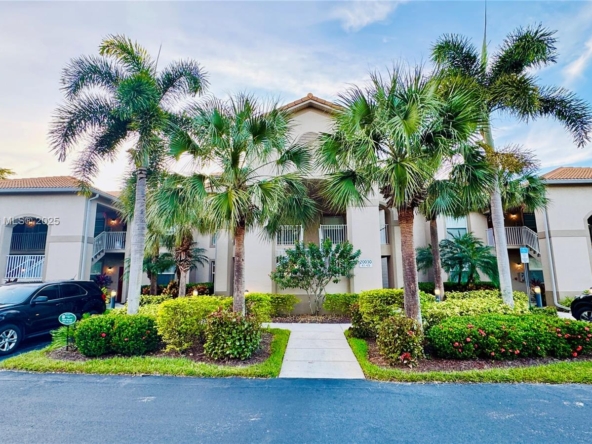 A Vendre_A louer. Annonces immobilieres Miami - Propriété Résidentielle - A11913040 - A Vendre : 20030 Barletta Lane #413, Estero FL 33928