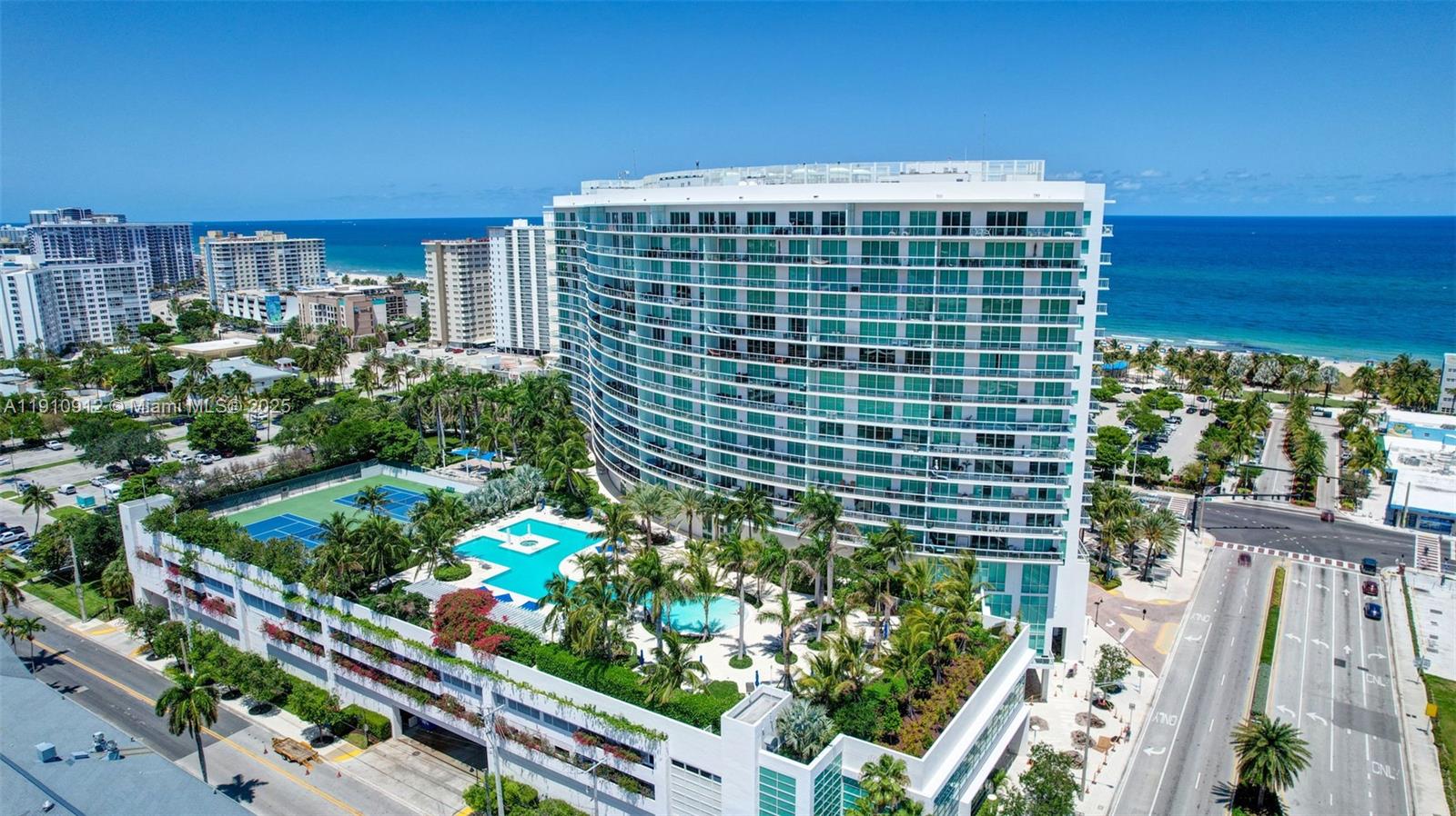 A Vendre_A louer. Annonces immobilieres Miami - Property Residential - A11910912 - A Vendre : 1 N Ocean Blvd #1513, Pompano Beach FL 33062