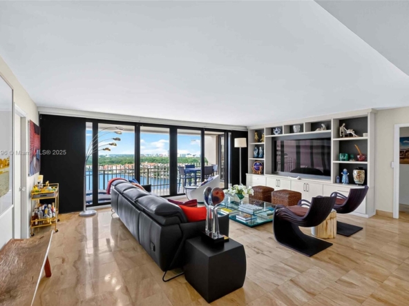 A Vendre_A louer. Annonces immobilieres Miami - Immobilier Résidentiel - A11916196 - A Vendre : 2 Grove Isle Dr #B1804, Coconut Grove FL 33133