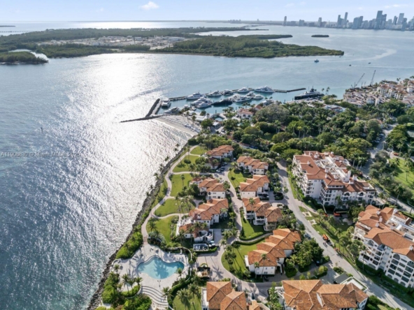 A Vendre_A louer. Annonces immobilieres Miami - Immobilier Résidentiel - A11908830 - A Louer : 19217 Fisher Island Dr #19217, Miami Beach FL 33109