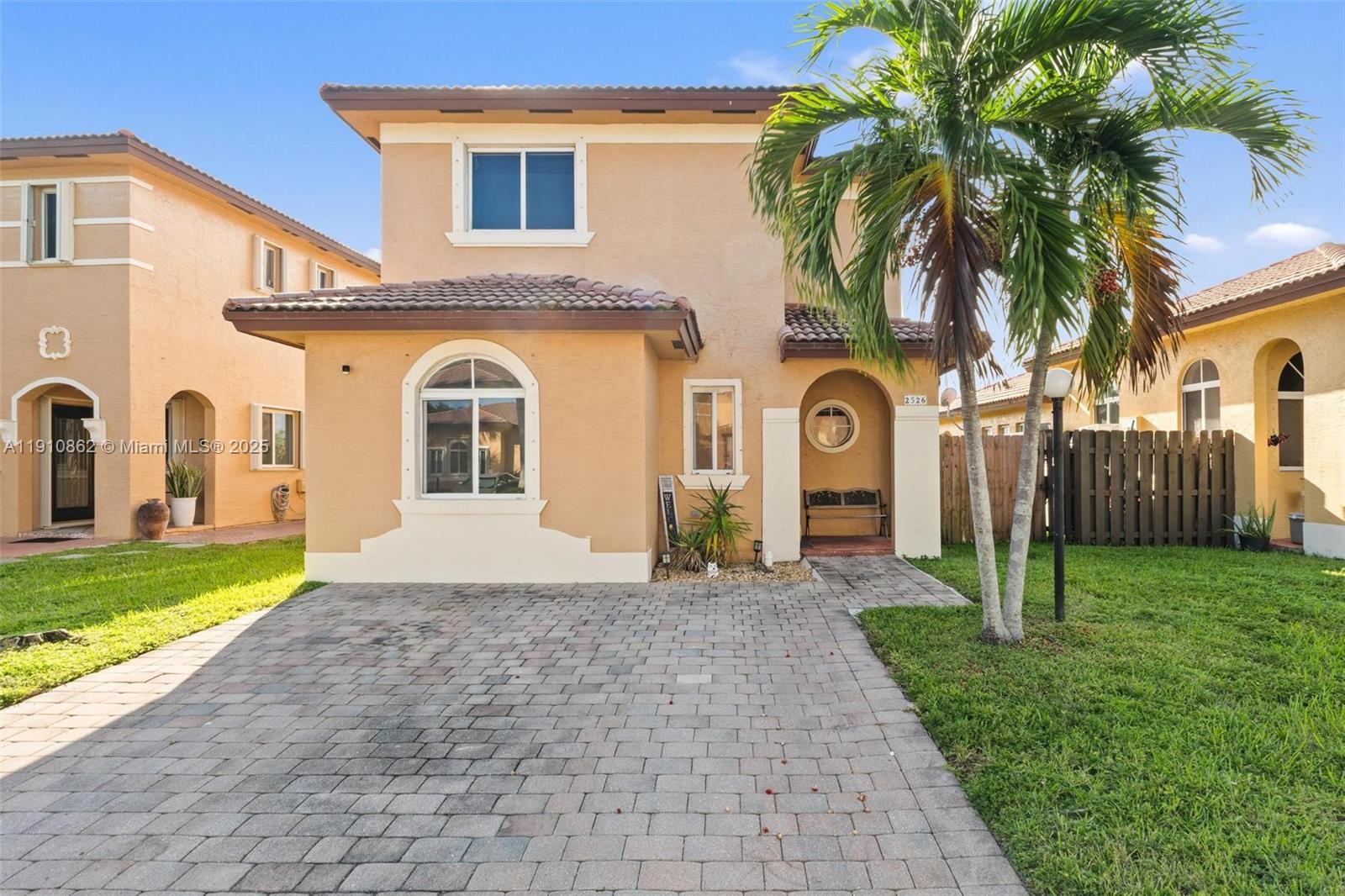 A Vendre_A louer. Annonces immobilieres Miami - Property Residential - A11910862 - A Vendre : 2526 NE 41st Ave, Homestead FL 33033