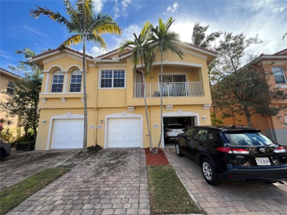 A Vendre_A louer. Annonces immobilieres Miami - Propriété Résidentielle - A11921736 - A Vendre : 1718 Carvelle Dr #1718, Riviera Beach FL 33404