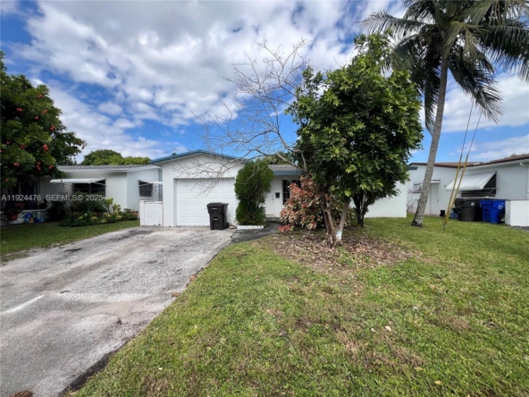A Vendre_A louer. Annonces immobilieres Miami - Immobilier Résidentiel - A11924476 - A Vendre : 4827 NW 43rd Ct, Lauderdale Lakes FL 33319