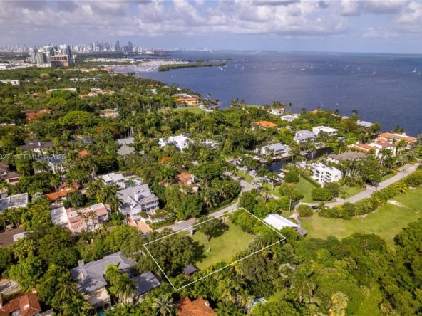 A Vendre_A louer. Annonces immobilieres Miami - Property Residential - A11924027 - A Vendre : 3400 S Moorings Way, Coconut Grove FL 33133