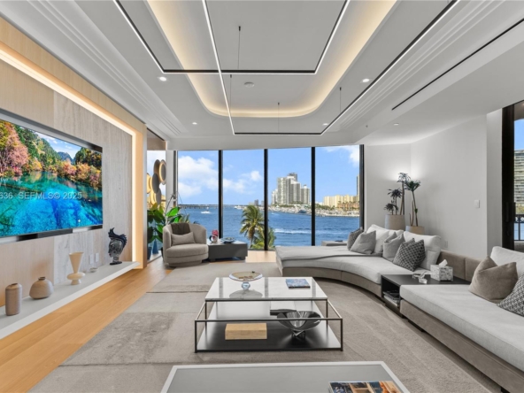 A Vendre_A louer. Annonces immobilieres Miami - Immobilier Résidentiel - A11922636 - A Vendre : 6800 Fisher Island Dr #6842, Miami Beach FL 33109