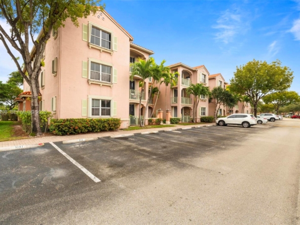 A Vendre_A louer. Annonces immobilieres Miami - Property Residential - A11928298 - A Vendre : 6500 NW 114th Ave #1032, Doral FL 33178