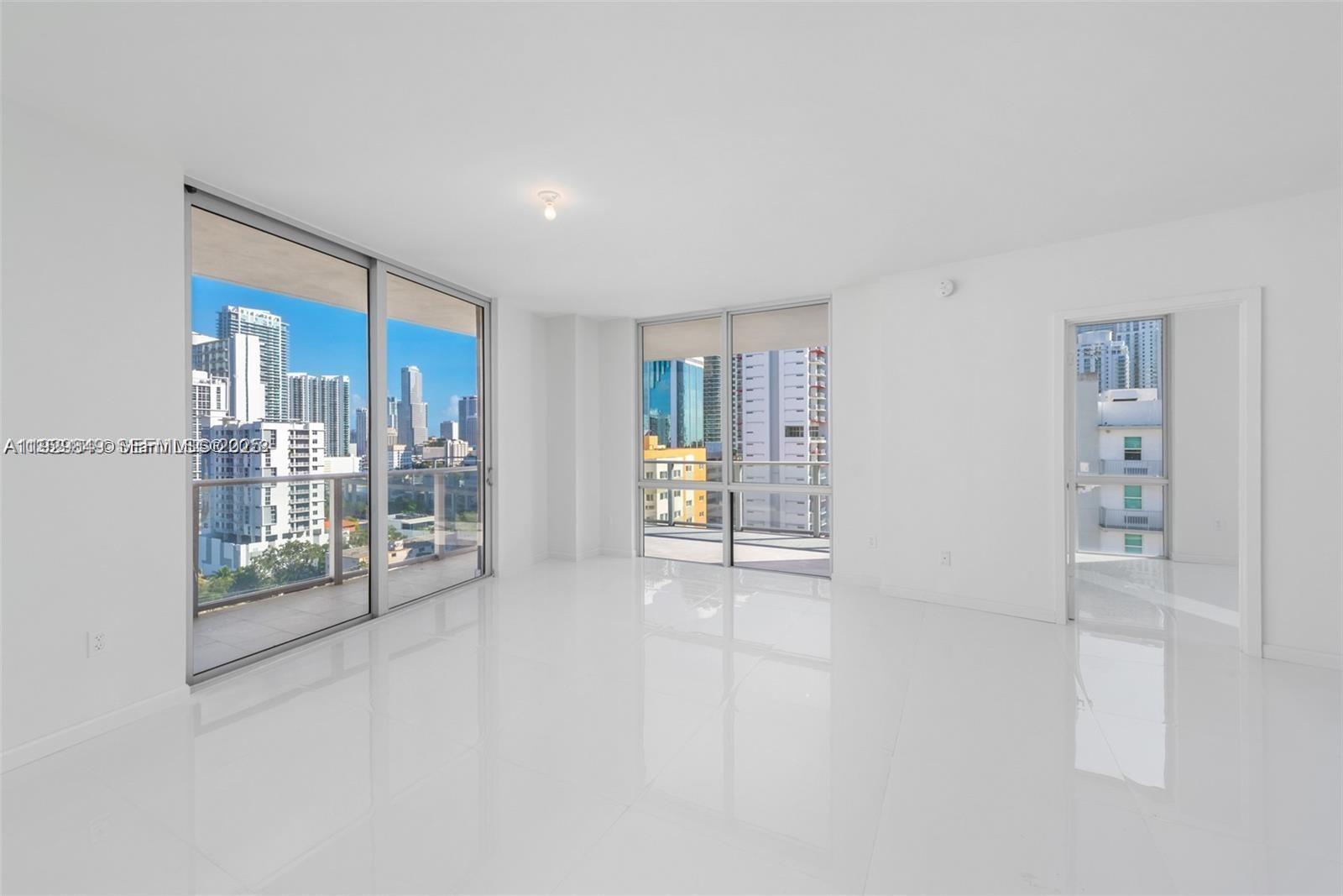 A Vendre_A louer. Annonces immobilieres Miami - Property Residential - A11929849 - A Louer : 1010 SW 2nd Ave #1804, Miami FL 33130