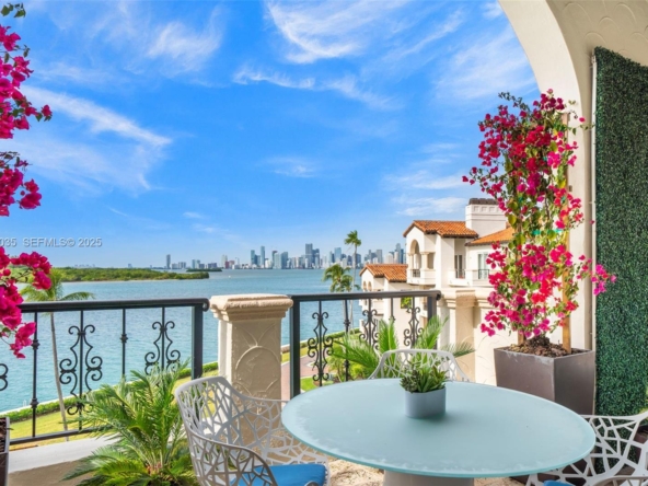 A Vendre_A louer. Annonces immobilieres Miami - Immobilier Résidentiel - A11930035 - A Vendre : 2245 Fisher Island Dr #3405, Miami Beach FL 33109
