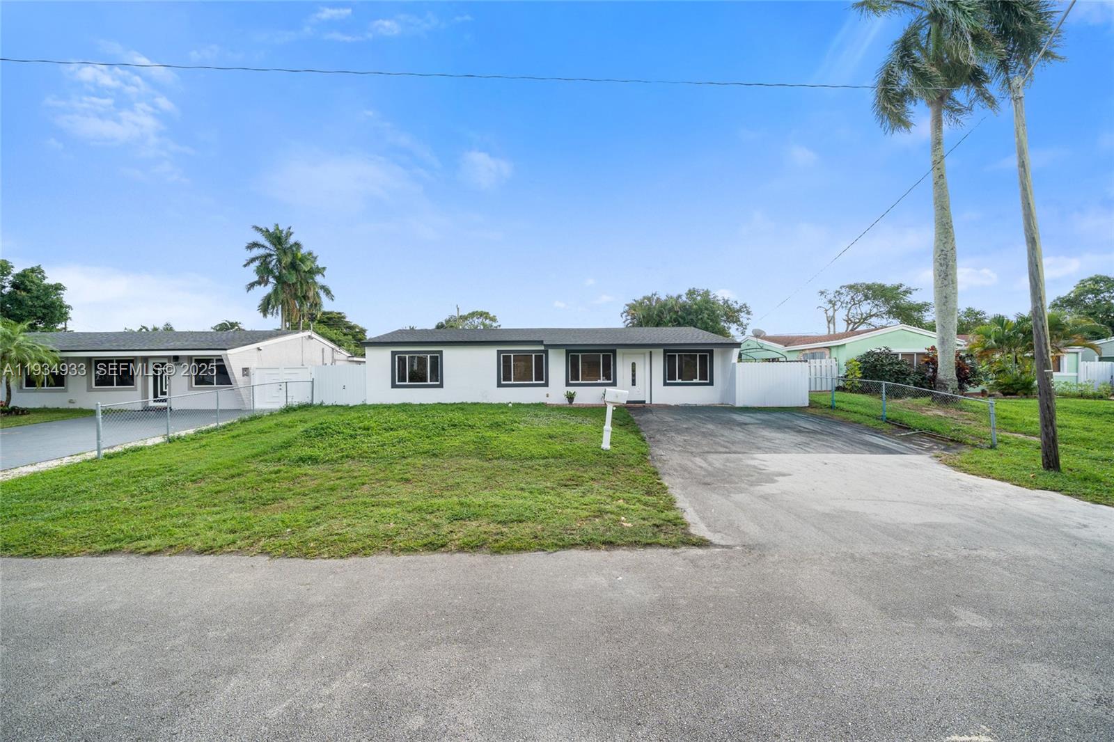A Vendre_A louer. Annonces immobilieres Miami - Property Residential - A11934933 - A Vendre : 6960 Scott St, Hollywood FL 33024