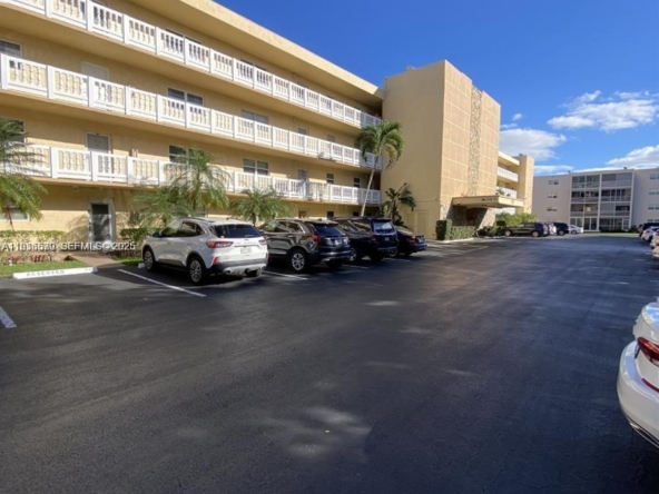 A Vendre_A louer. Annonces immobilieres Miami - Property Residential - A11936579 - A Vendre : 1025 SE 3rd Ave #102, Dania Beach FL 33004