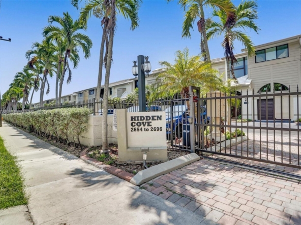 A Vendre_A louer. Annonces immobilieres Miami - Property Residential - A11936788 - A Louer : 2676 NE 135th St, North Miami FL 33181