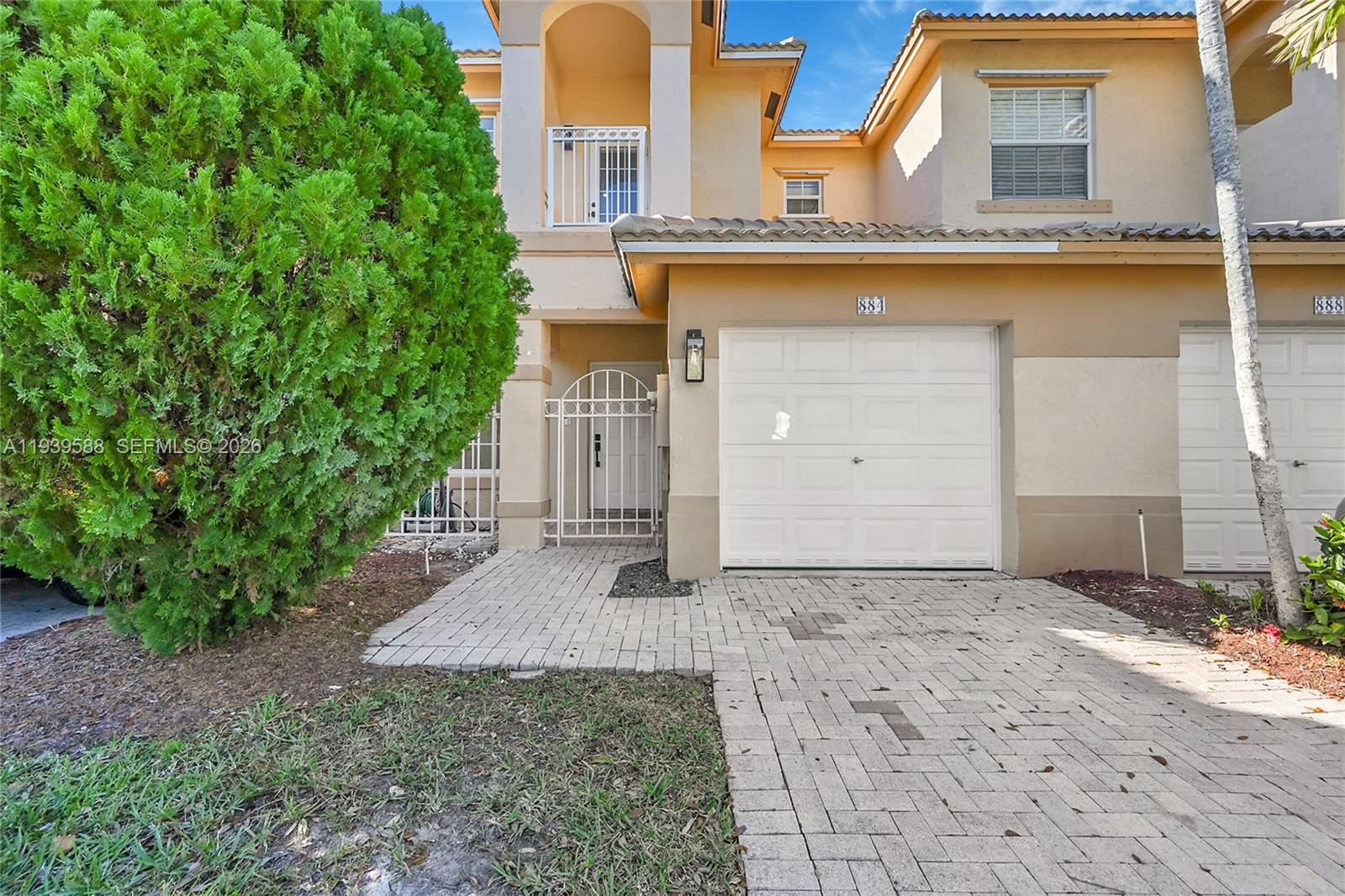 A Vendre_A louer. Annonces immobilieres Miami - Property Residential - A11939588 - A Vendre : 884 NW 170th Ter, Pembroke Pines FL 33028