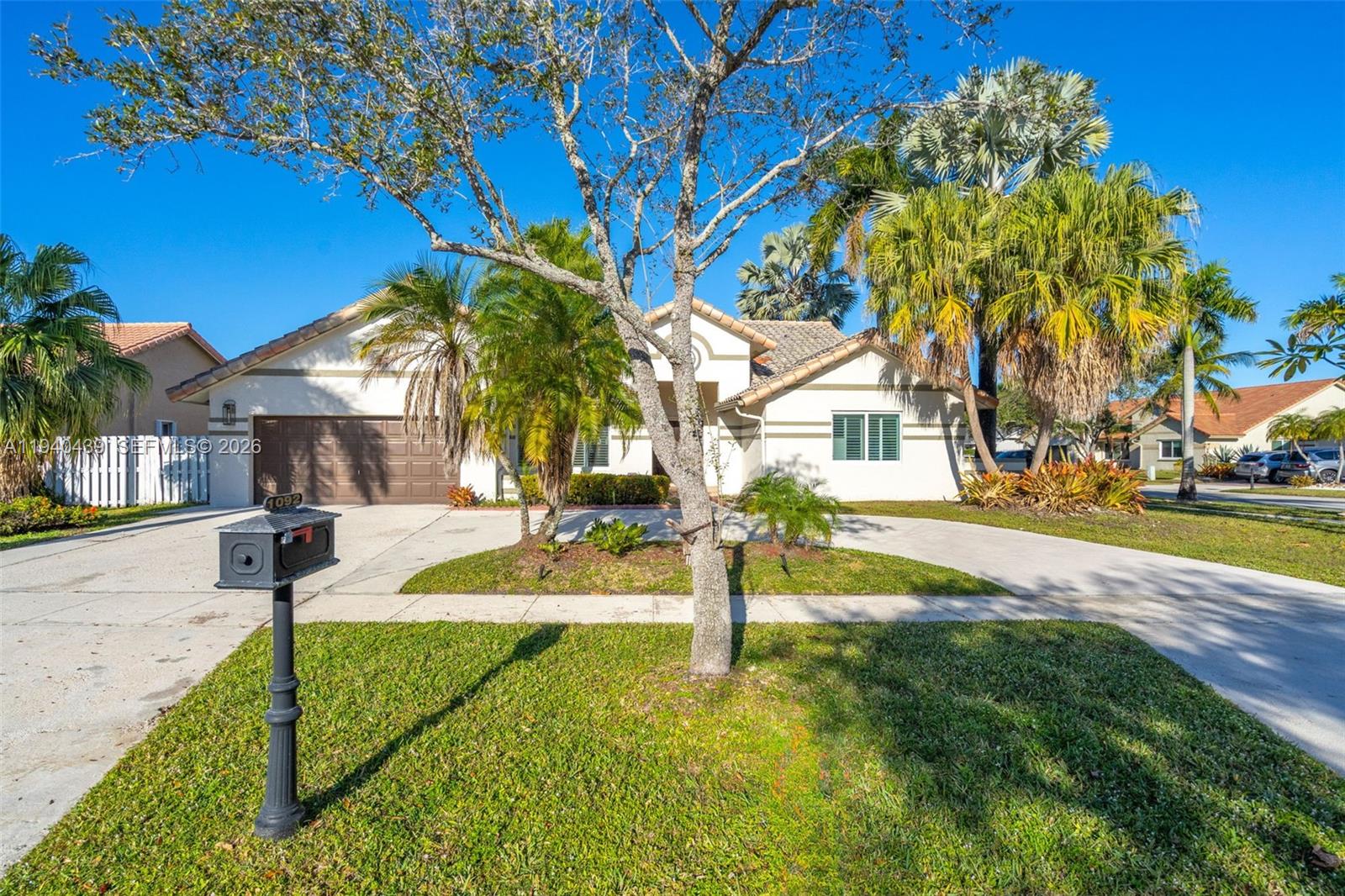 A Vendre_A louer. Annonces immobilieres Miami - Property Residential - A11940439 - A Vendre : 1092 NW 162nd Ave, Pembroke Pines FL 33028