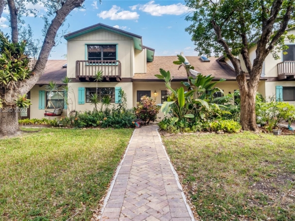 A Vendre_A louer. Annonces immobilieres Miami - Property Residential - A11941680 - A Vendre : 183 NE 6th Ct, Dania Beach FL 33004