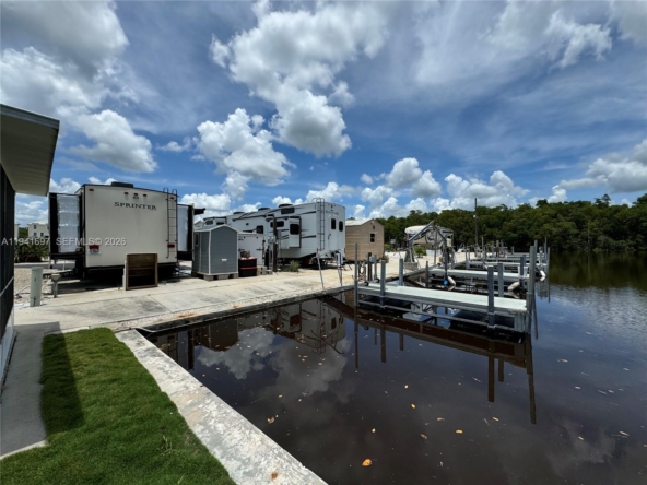 A Vendre_A louer. Annonces immobilieres Miami - Propriété Résidentielle - A11941697 - A Vendre : 675 S Copeland Ave S, Everglades City FL 34139