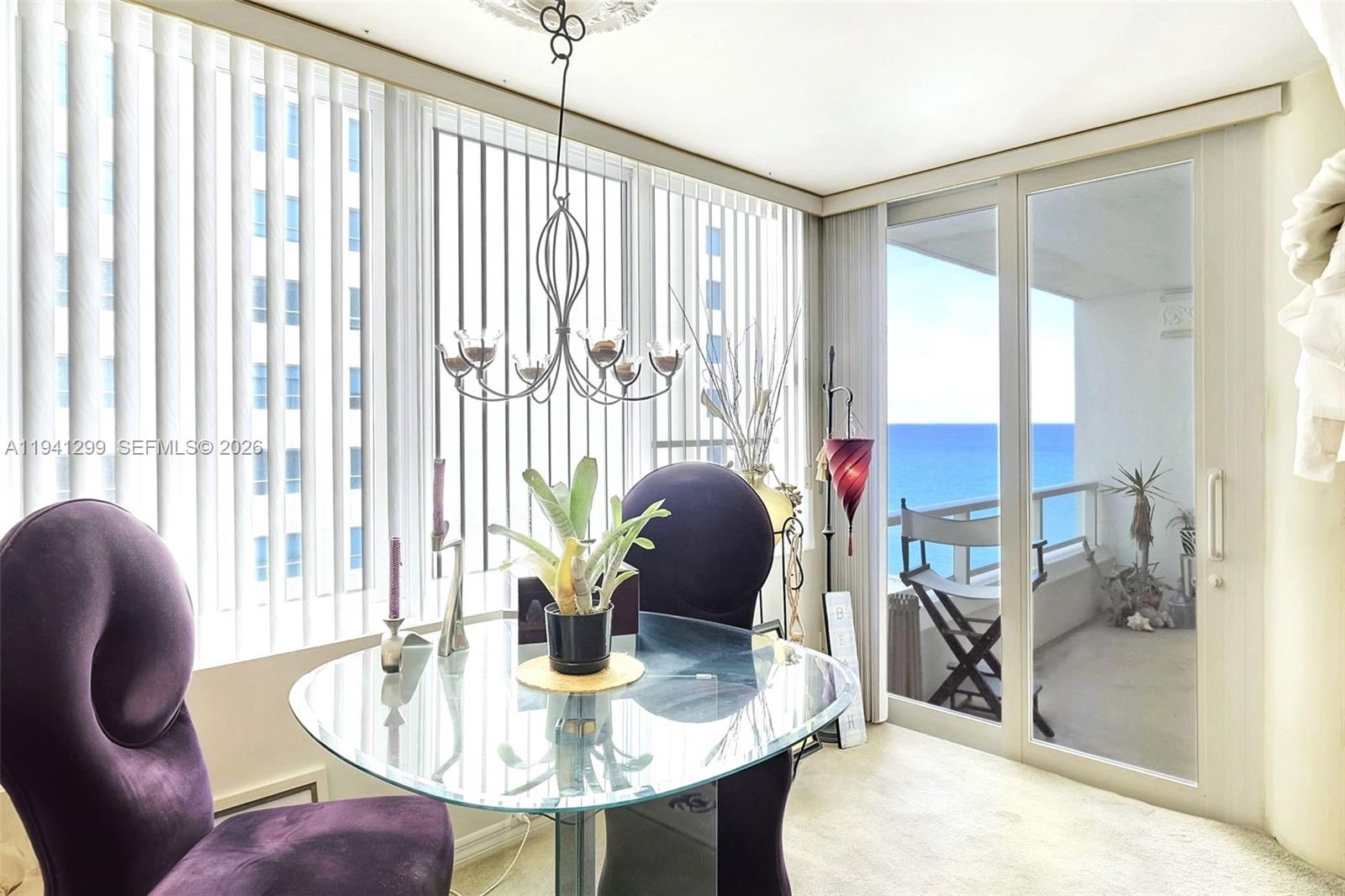 A Vendre_A louer. Annonces immobilieres Miami - Property Residential - A11941299 - A Vendre : 5005 Collins Ave #1224, Miami Beach FL 33140