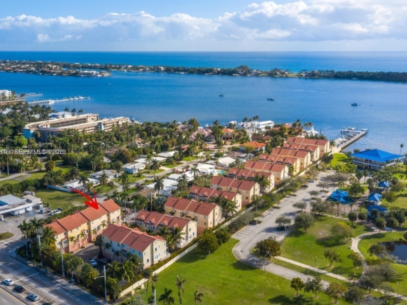 A Vendre_A louer. Annonces immobilieres Miami - Propriété Résidentielle - A11937818 - A Vendre : 104 Harbors Way, Boynton Beach FL 33435