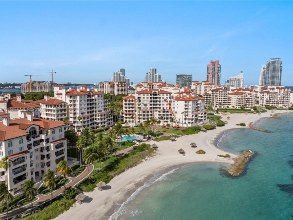 A Vendre_A louer. Annonces immobilieres Miami - Immobilier Résidentiel - A11925776 - A Vendre : 7777 Fisher Island Dr #7777, Miami Beach FL 33109