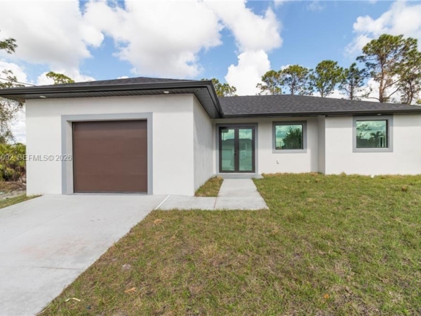 À vendre_À louer. Annonces immobilières Miami - Propriété résidentielle - A11945092 - À vendre : 3004 2nd Street W, Lehigh Acres FL 33971