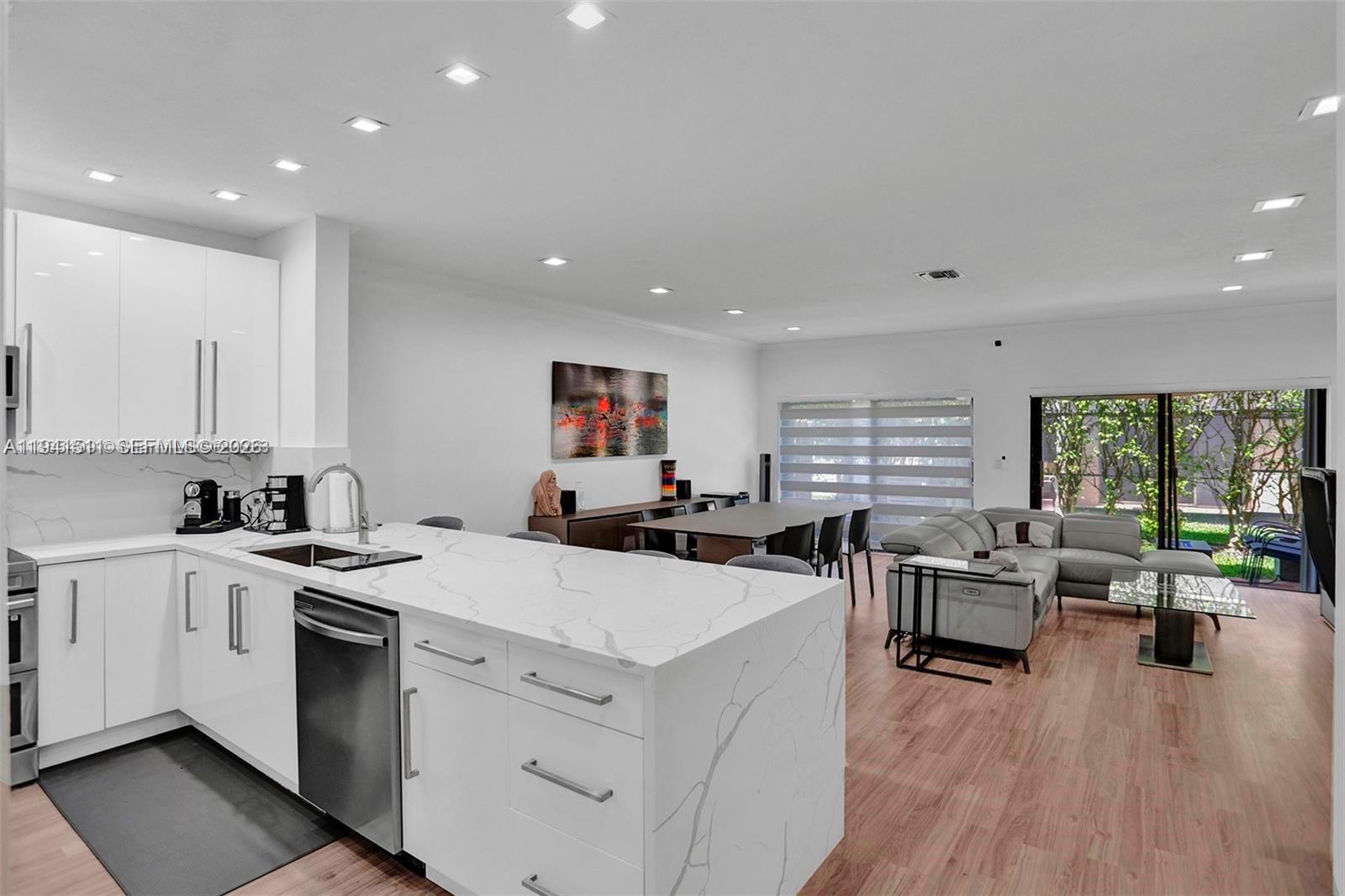 A Vendre_A louer. Annonces immobilieres Miami - Property Residential - A11941511 - A Vendre : 21150 Jib Ct #J12, Aventura FL 33180