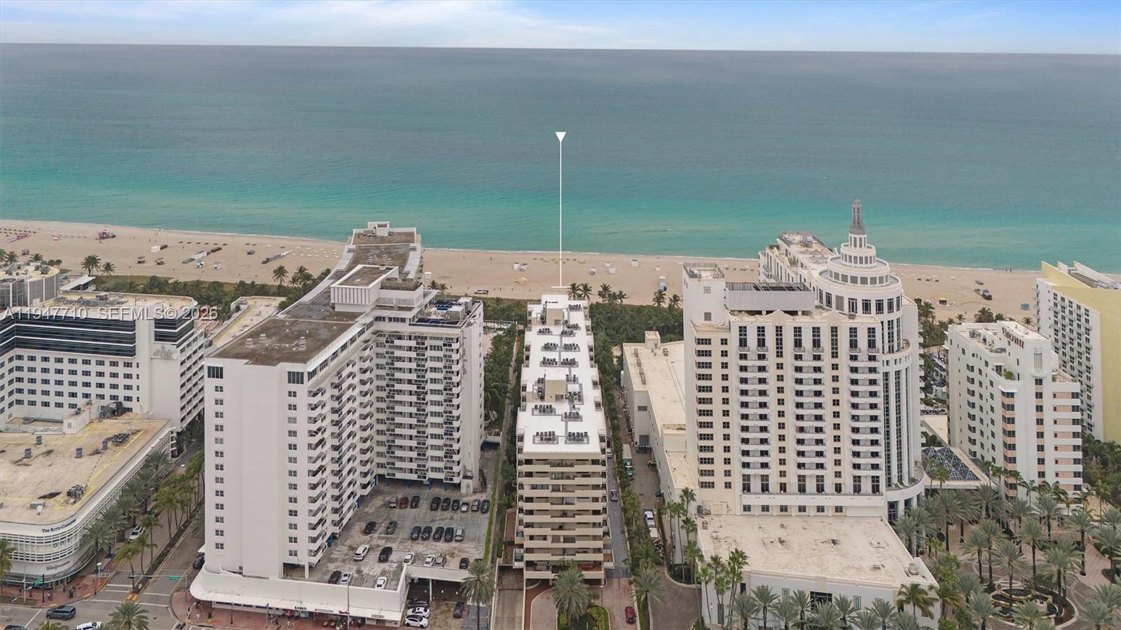 A Vendre_A louer. Annonces immobilieres Miami - Property Residential - A11947710 - A Vendre : 1623 Collins Ave #812, Miami Beach FL 33139