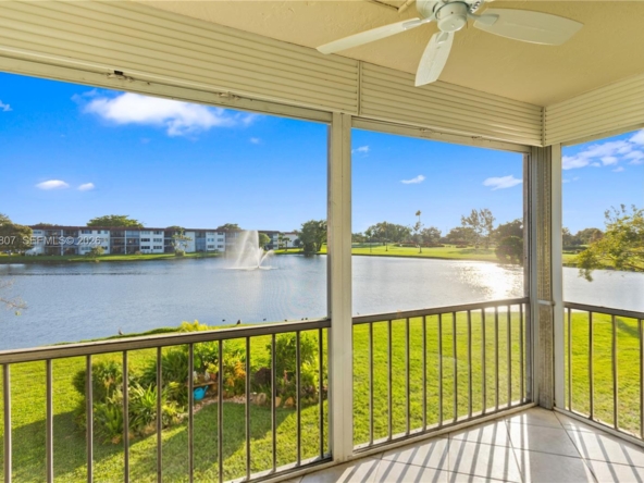 A Vendre_A louer. Annonces immobilieres Miami - Immobilier Résidentiel - A11947807 - A Vendre : 9500 N Hollybrook Lake Dr #206, Pembroke Pines FL 33025