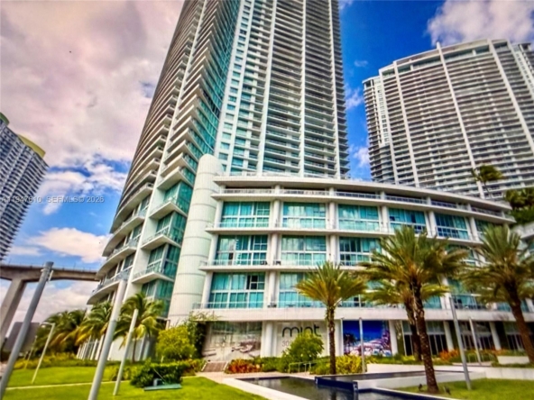 A Vendre_A louer. Annonces immobilieres Miami - Immobilier Résidentiel - A11947610 - A Vendre : 92 SW 3rd St #4709, Miami FL 33130