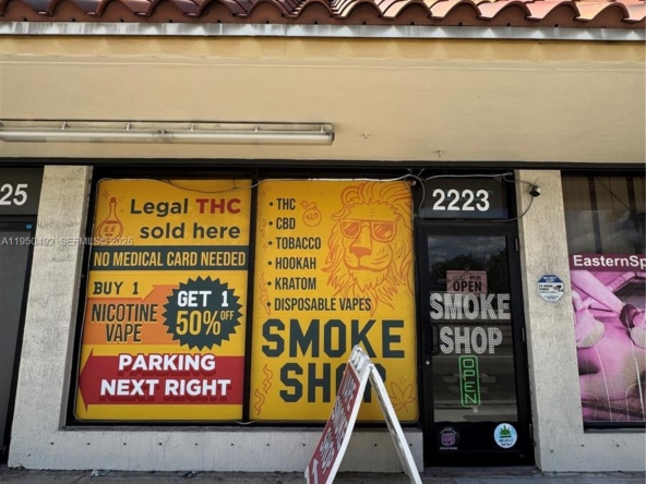 À vendre_À louer. Annonces immobilières Miami - Propriété résidentielle - A11950492 - Bail Commercial : 2215 S Federal Hwy #2223, Fort Lauderdale FL 33316