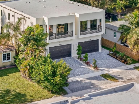 A Vendre_A louer. Annonces immobilieres Miami - Propriété Résidentielle - A11950974 - A Louer : 1321 NE 13th Ave #B, Fort Lauderdale FL 33304