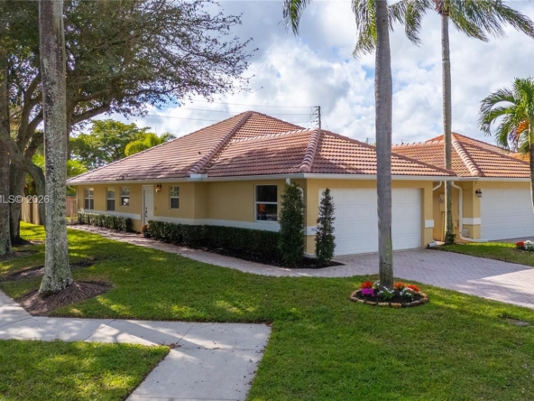 A Vendre_A louer. Annonces immobilieres Miami - Property Residential - A11950364 - A Vendre : 5561 Grande Palm Cir, Delray Beach FL 33484