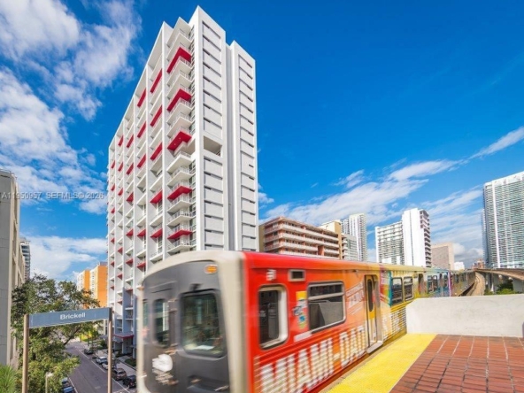 A Vendre_A louer. Annonces immobilieres Miami - Immobilier Résidentiel - A11950957 - A Louer : 117 SW 10th Street #2209, Miami FL 33130